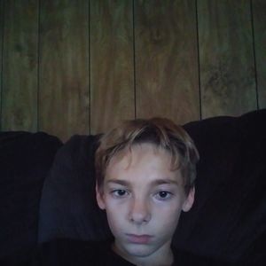 Meet your Posher, Kamari